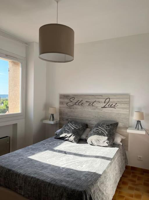 Appartement Proche Aeroport Marseille Marignane - Studio Confortable - Logement Ideal - Hebergement Tout Equipe Rognac Kültér fotó